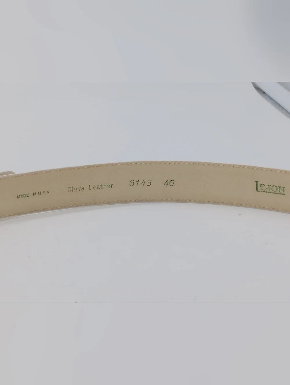 Lejon Vintage White Glove Leather Belt with Gold Buckle Sz 46